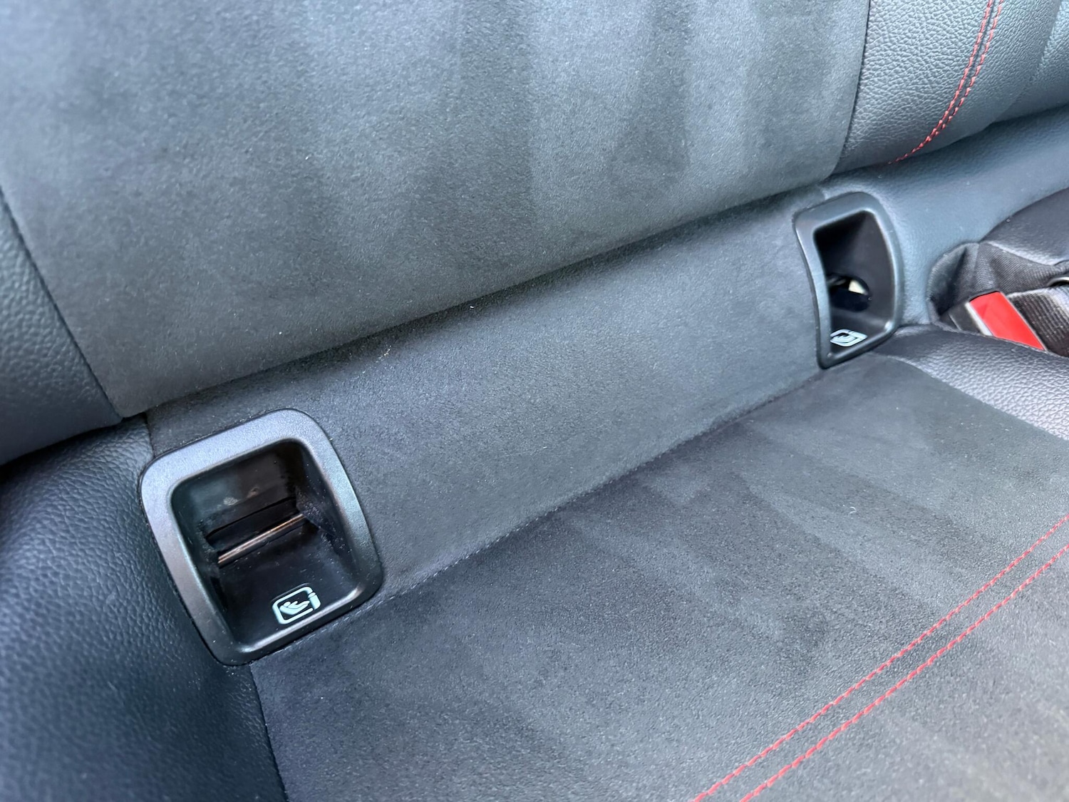 Used Mercedes-Benz GLA 2020 for sale - 76596936: Photo 44