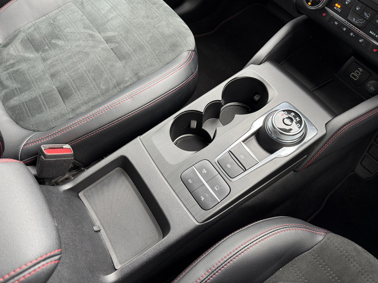 Used Ford Kuga 2022 for sale - 76549439: Photo 43