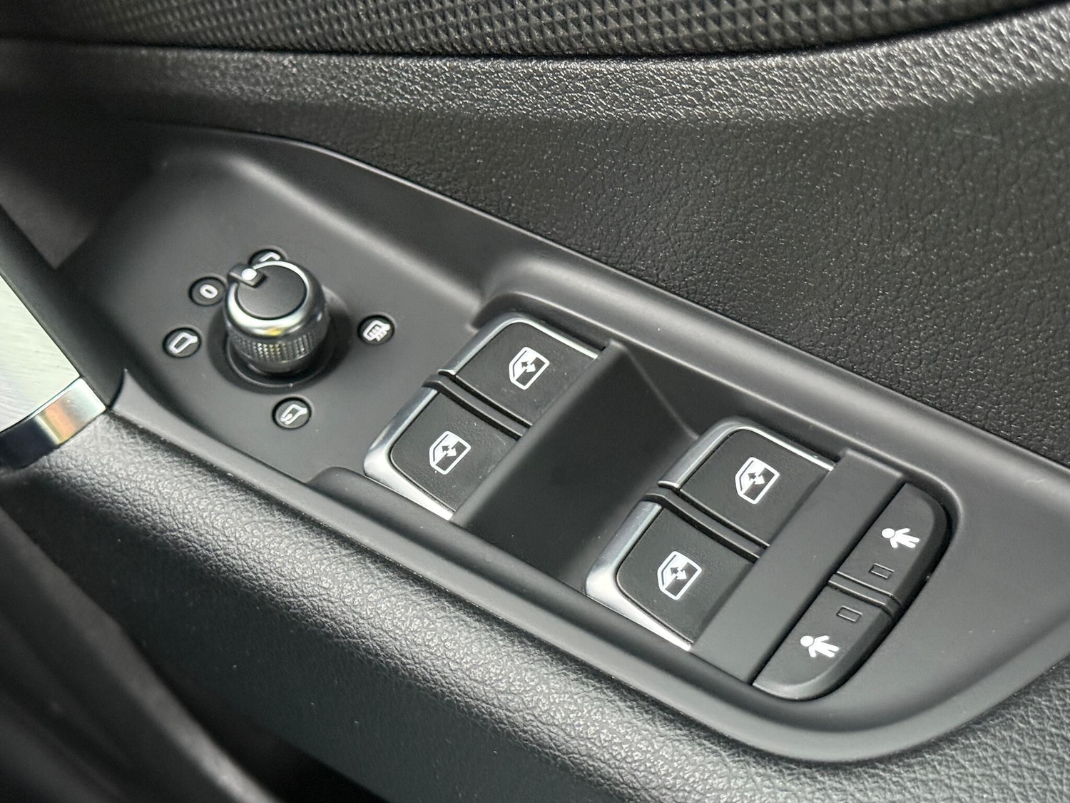 Used Audi Q2 2024 for sale - 77377417: Photo 14