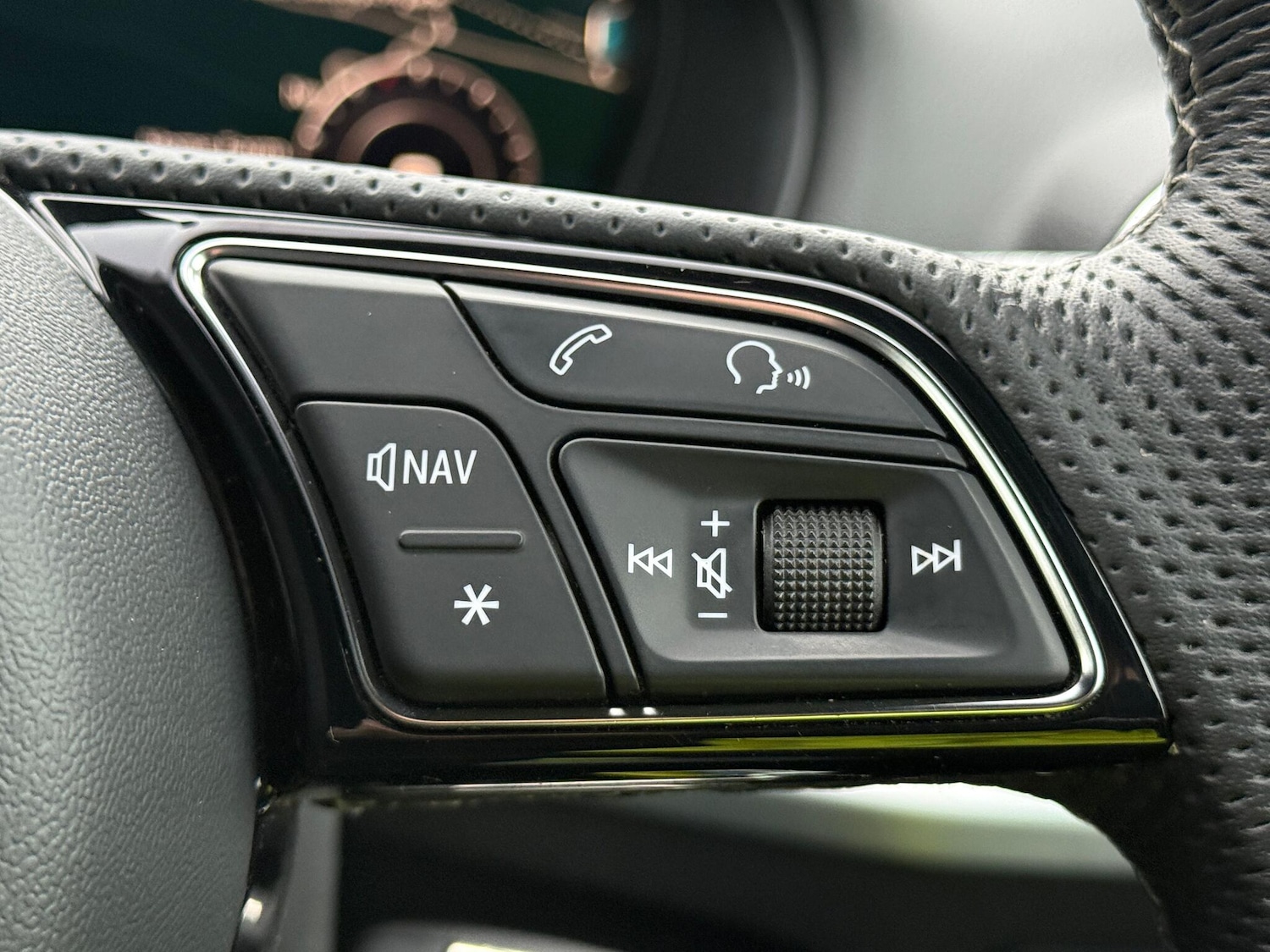 Used Audi Q2 2024 for sale - 77377417: Photo 17