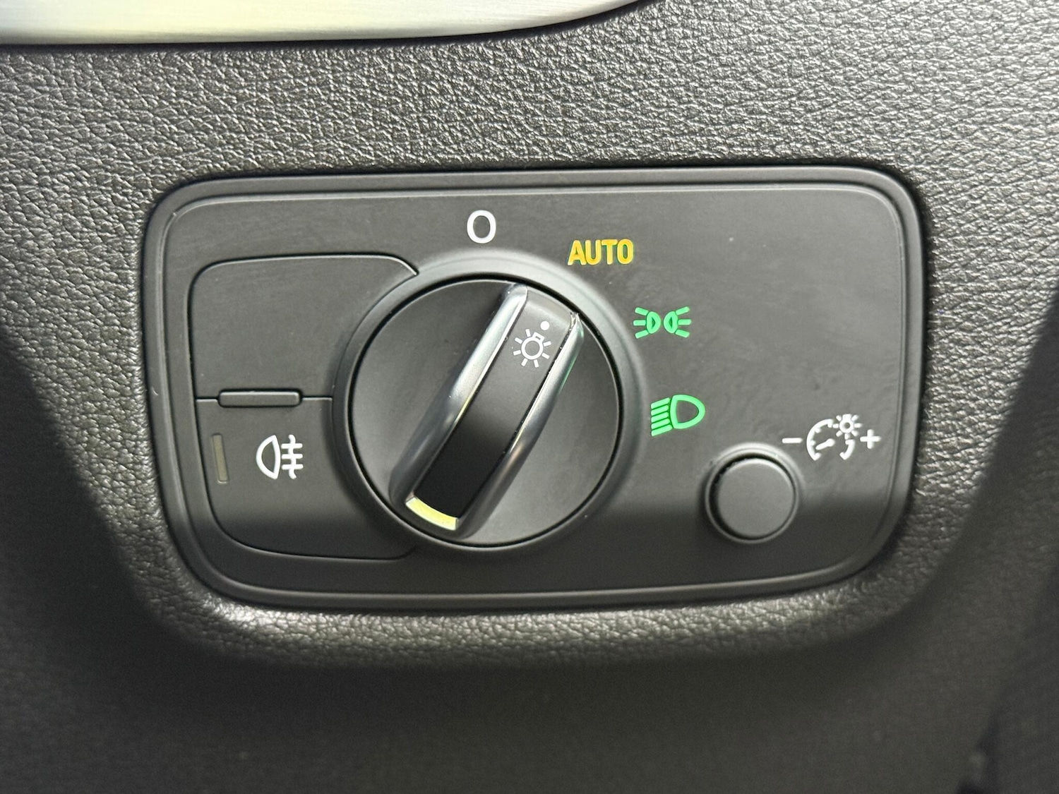 Used Audi Q2 2024 for sale - 77377417: Photo 18