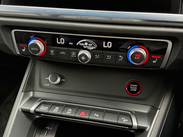 Used Audi RS Q3 2023 for sale - 75670913: Photo 16