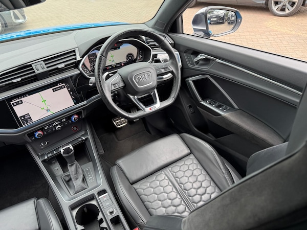 Used Audi RS Q3 2023 for sale - 75670913: Photo 39