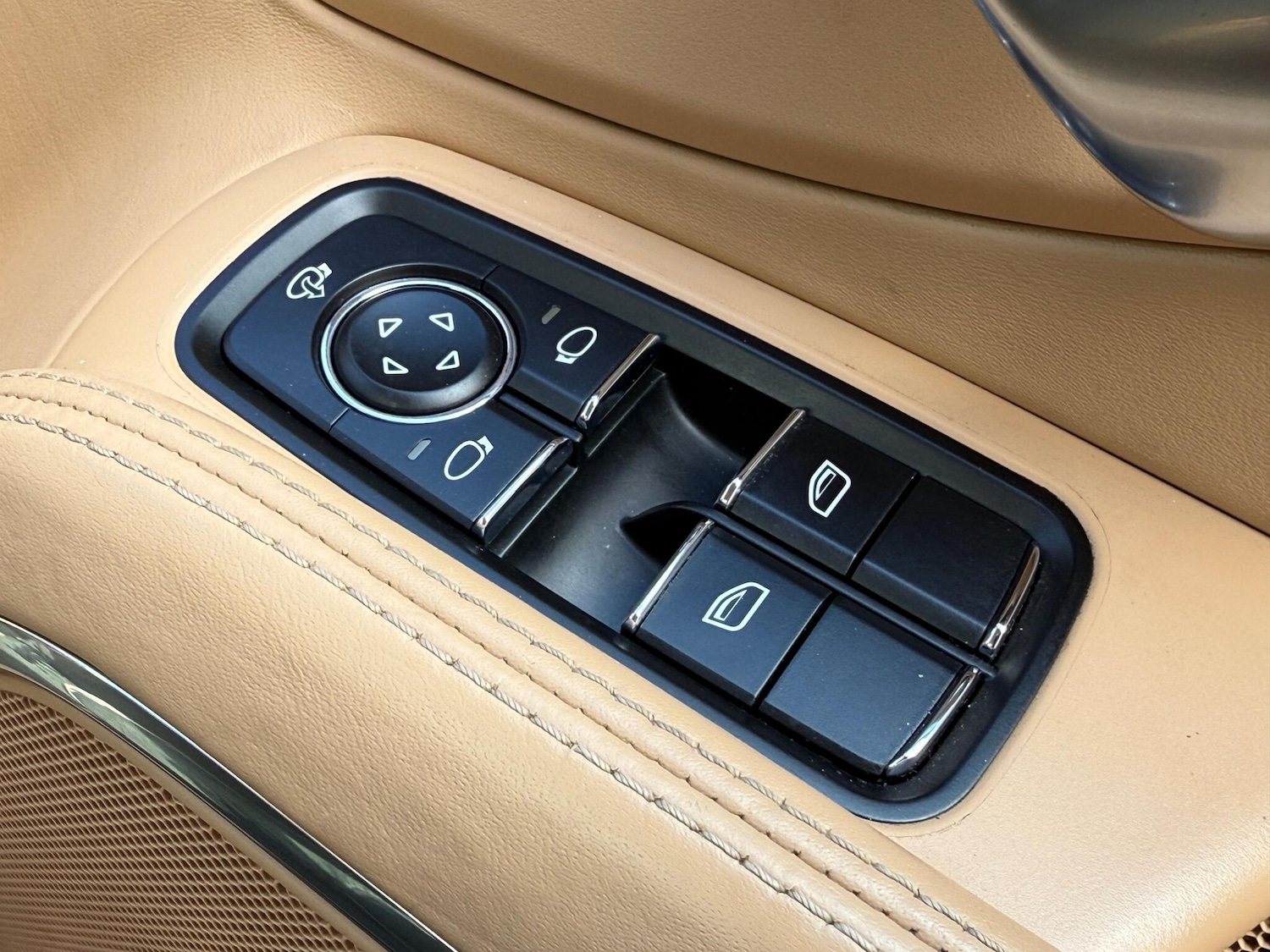 Used Porsche 911 2012 for sale - 76059852: Photo 18