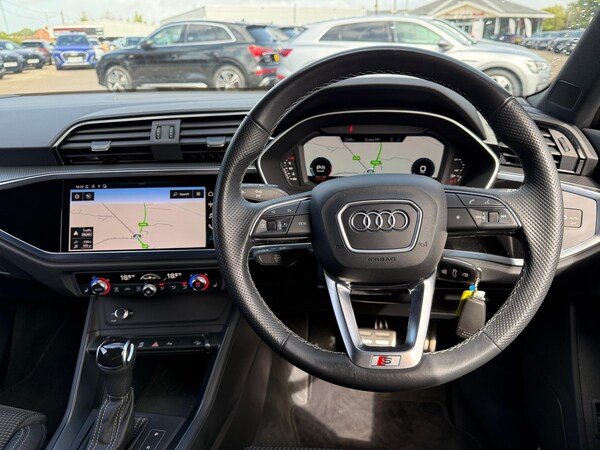Used Audi Q3 2023 for sale - 75809092: Photo 37