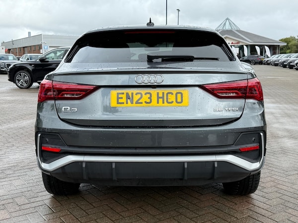 Used Audi Q3 2023 for sale - 75809092: Photo 5