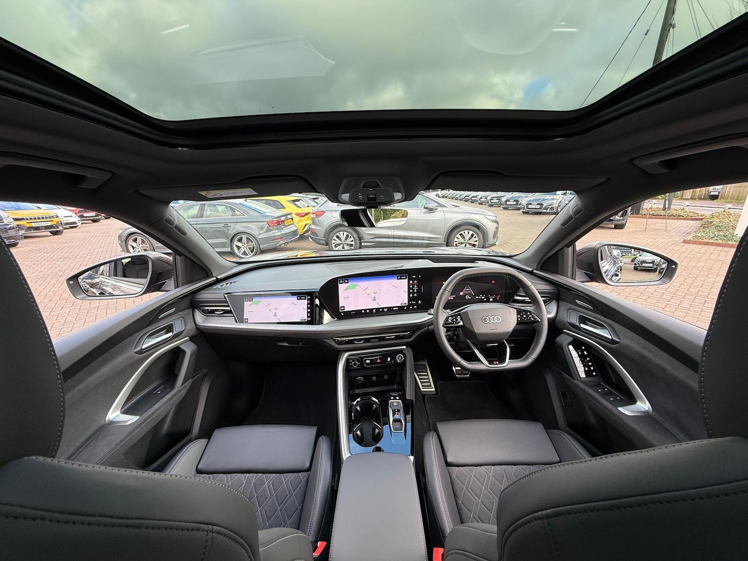 Used Audi Q5 2025 for sale - 77040717: Photo 3