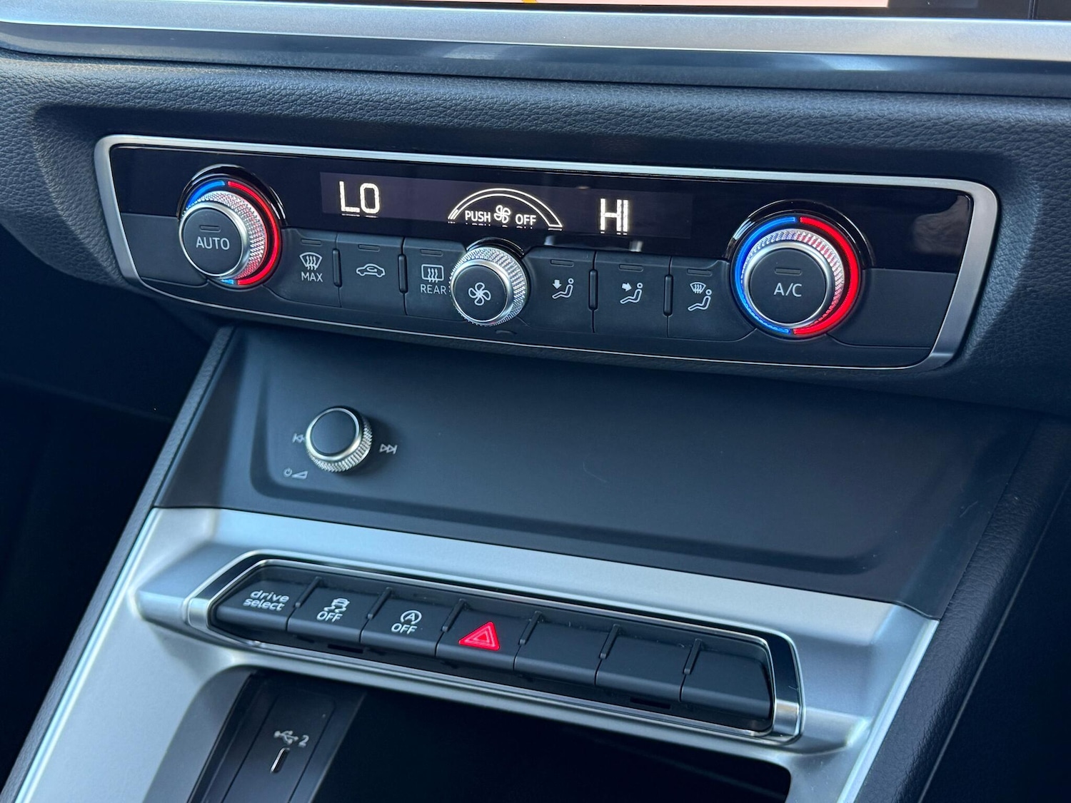 Used Audi Q3 2019 for sale - 77469207: Photo 12