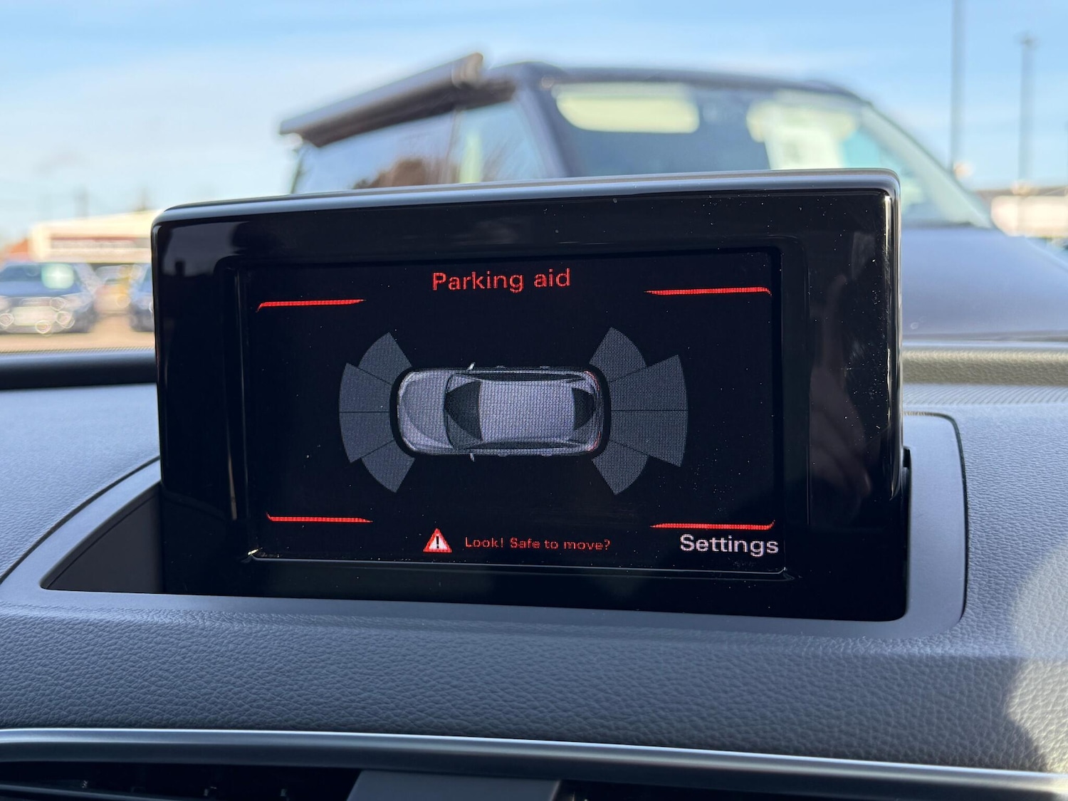 Used Audi Q3 2018 for sale - 77144292: Photo 9