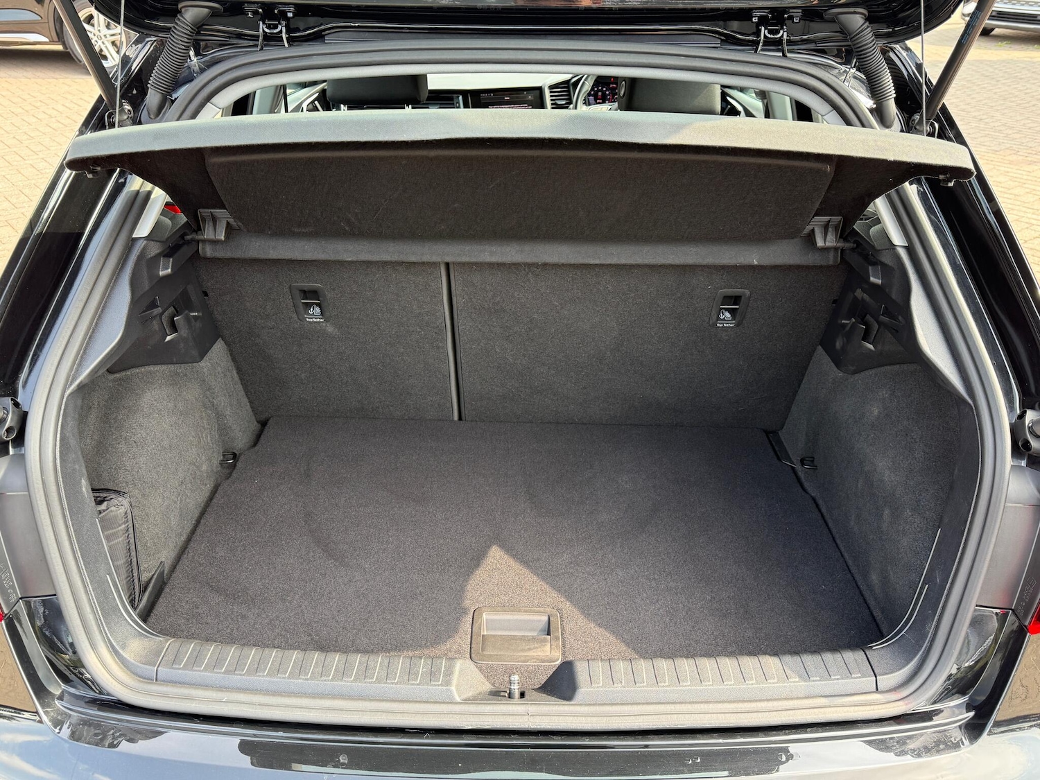 Vehicle 29