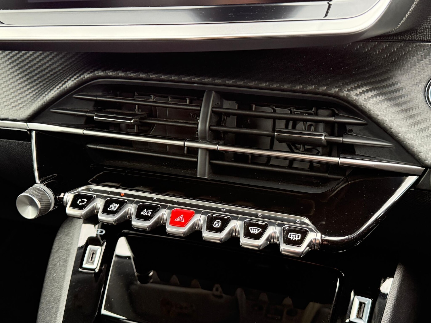 Used Peugeot E-208 2023 for sale - 76865359: Photo 12