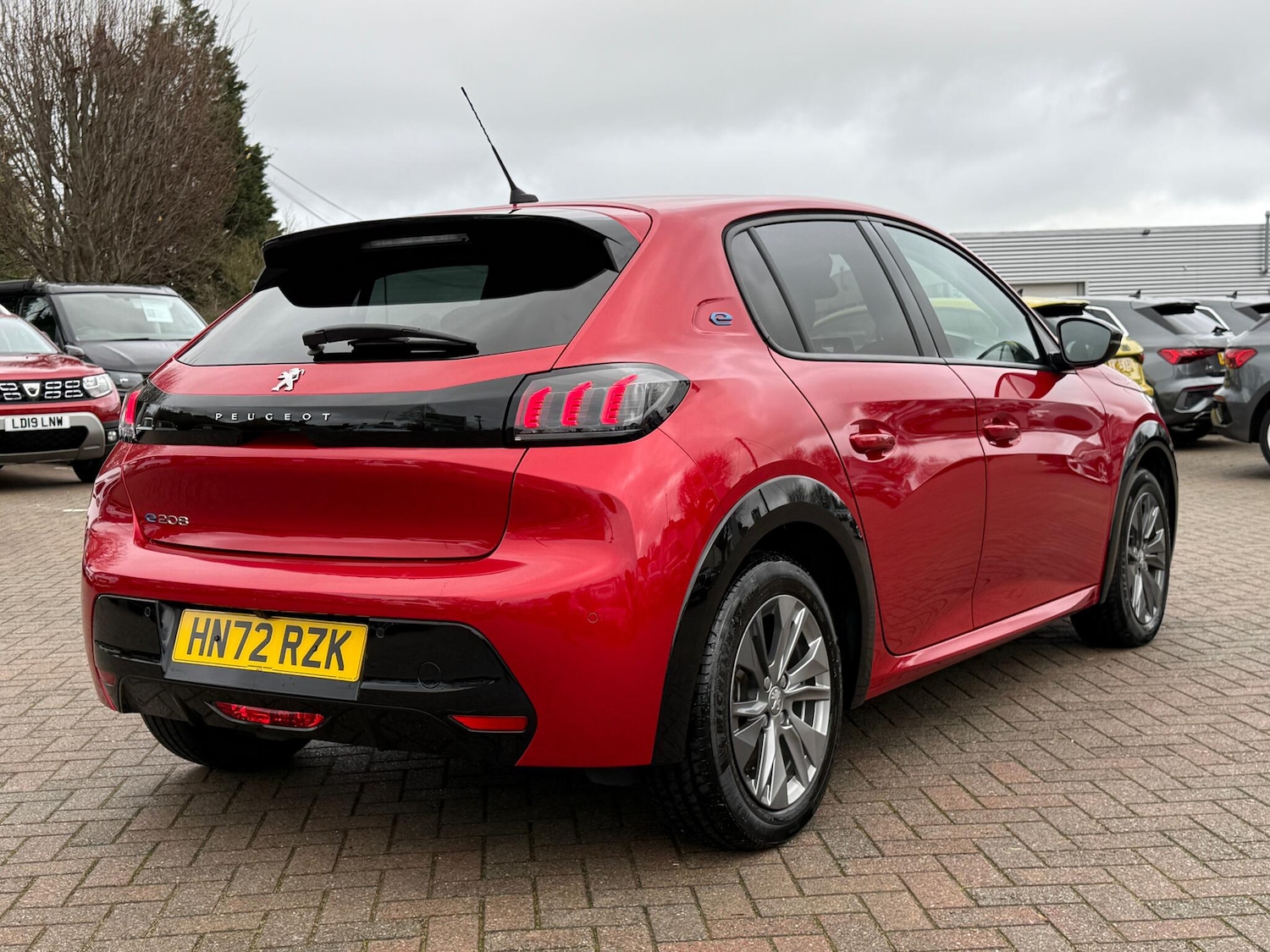 Used Peugeot E-208 2023 for sale - 76865359: Photo 27