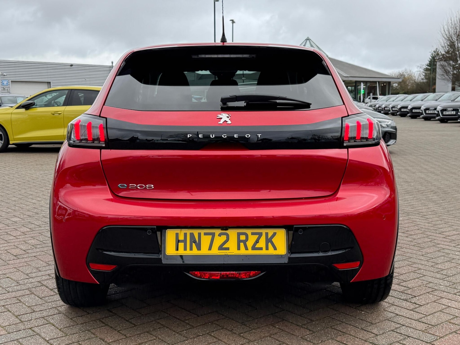 Used Peugeot E-208 2023 for sale - 76865359: Photo 28