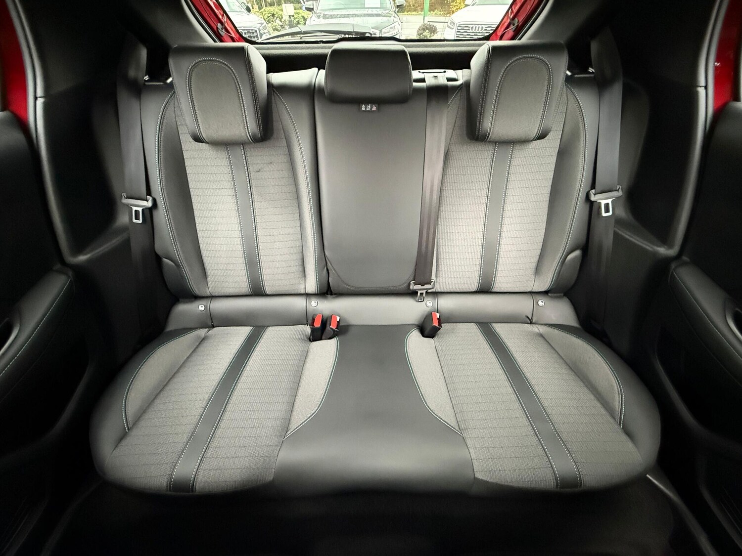 Used Peugeot E-208 2023 for sale - 76865359: Photo 33