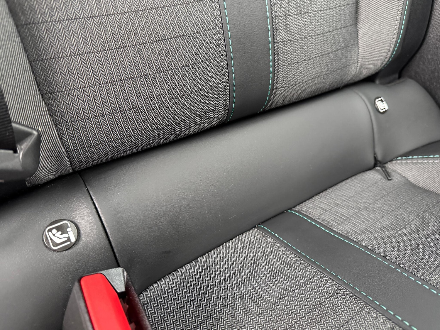 Used Peugeot E-208 2023 for sale - 76865359: Photo 40