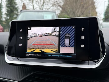 Used Peugeot E-208 2023 for sale - 76865359: Photo