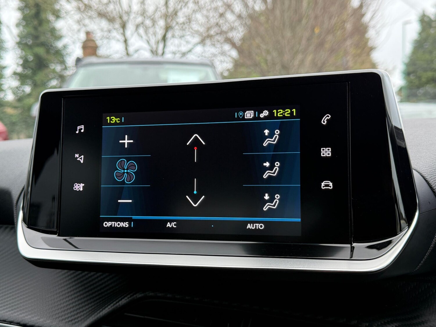 Used Peugeot E-208 2023 for sale - 76865359: Photo 8