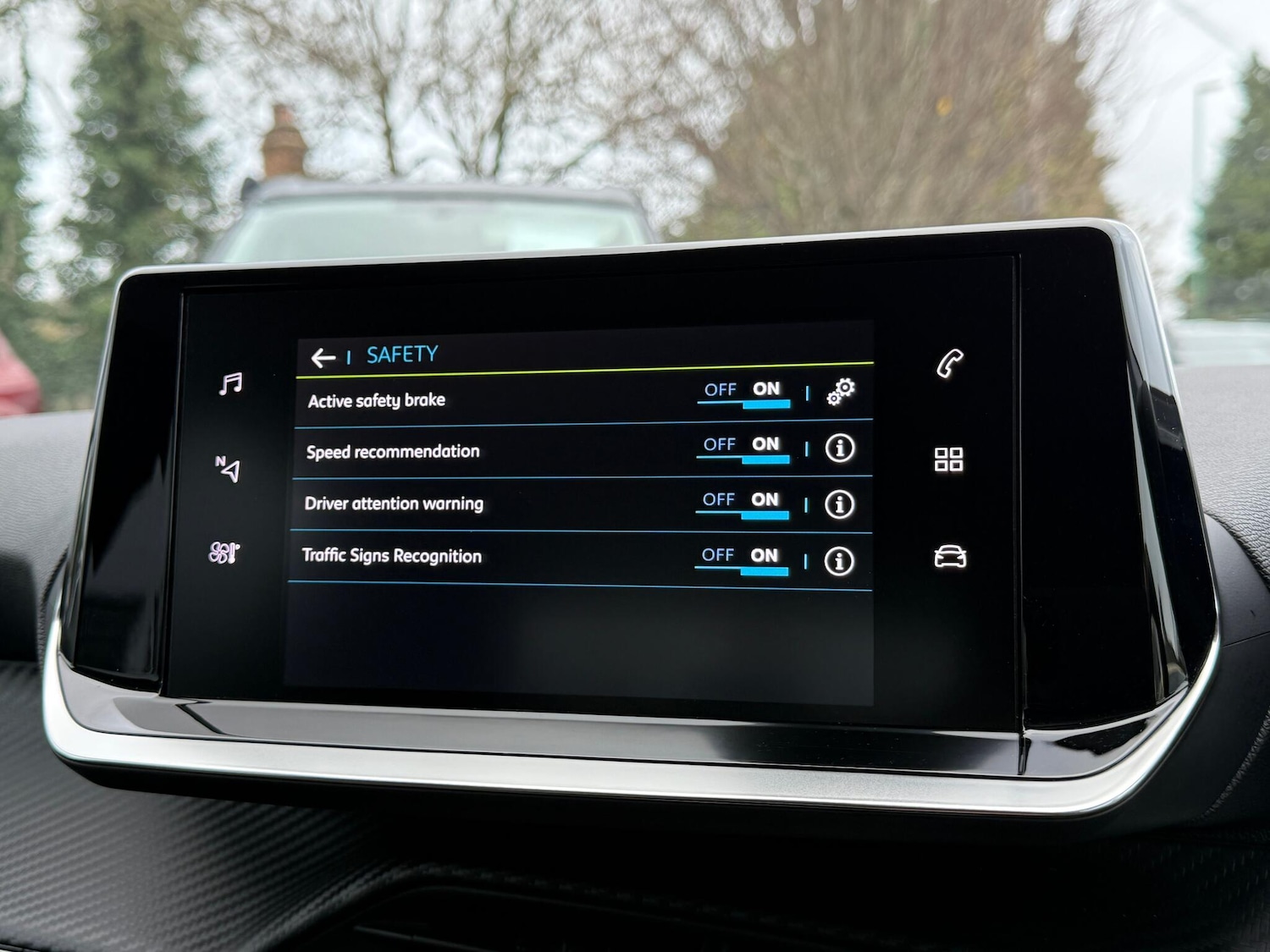 Used Peugeot E-208 2023 for sale - 76865359: Photo 9