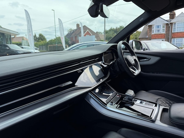 Used Audi SQ7 2020 for sale - 75578476: Photo 31