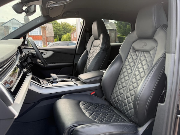 Used Audi SQ7 2020 for sale - 75578476: Photo 32