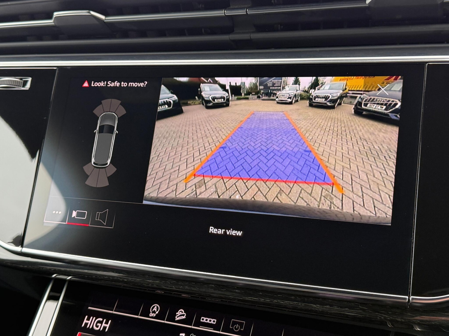 Used Audi Q7 2021 for sale - 77613085: Photo 4