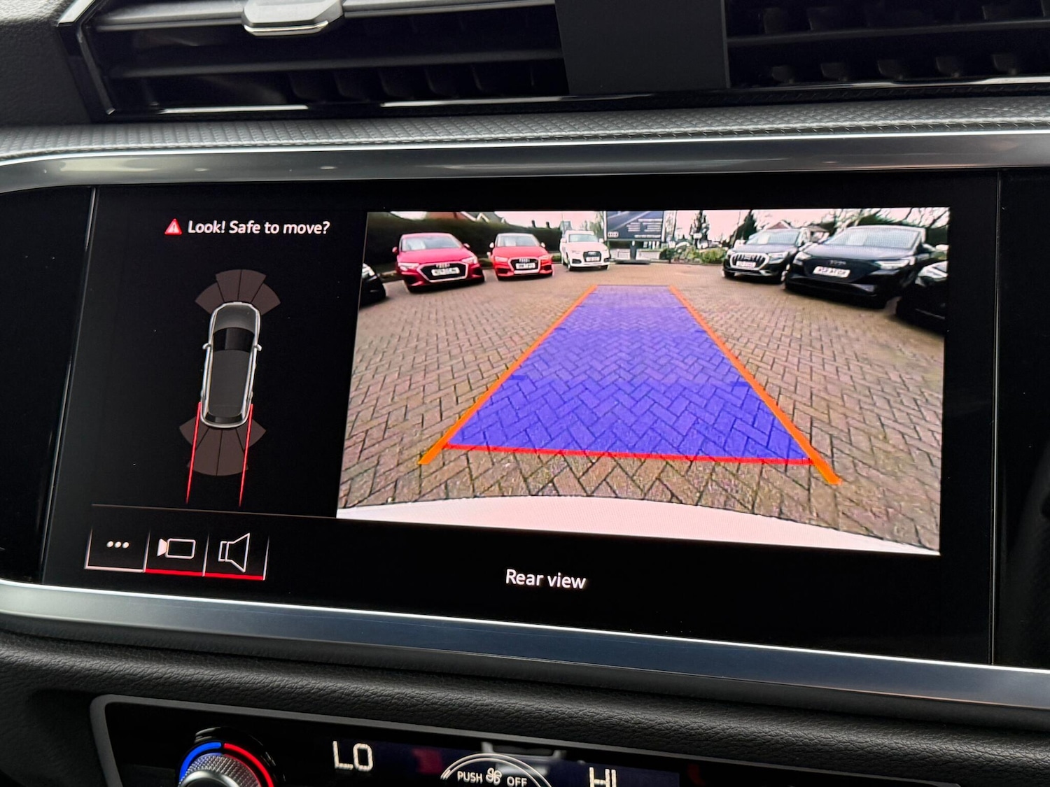 Used Audi Q3 2024 for sale - 77255266: Photo 4