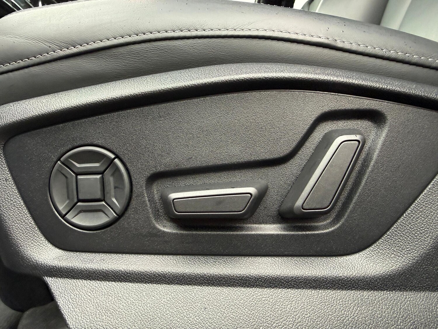 Used Audi Q7 2022 for sale - 77695498: Photo 19