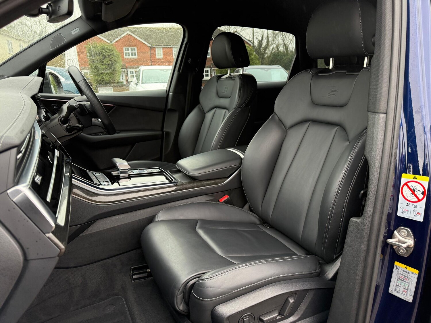 Used Audi Q7 2022 for sale - 77695498: Photo 32