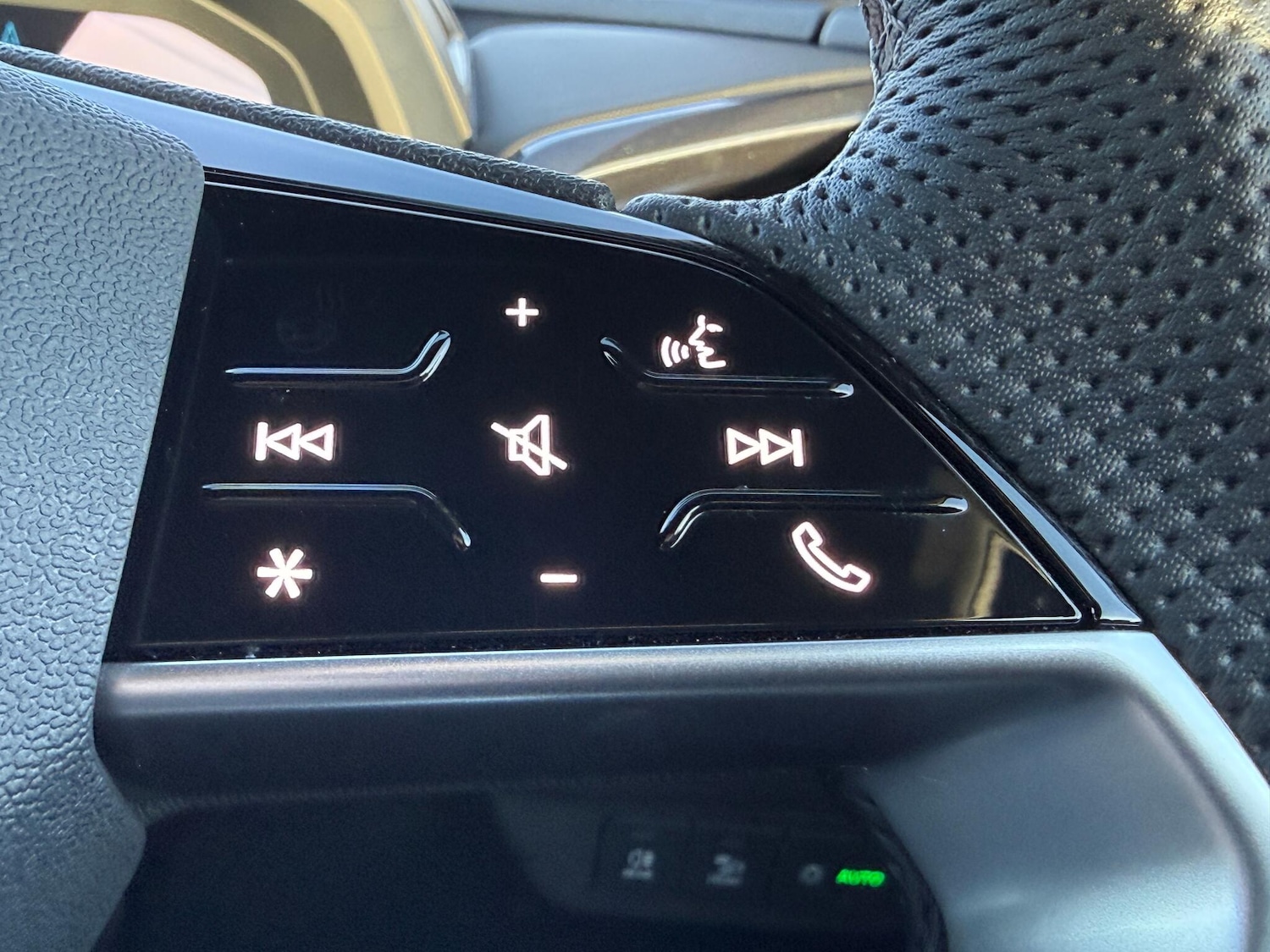 Used Audi Q4 e-tron 2025 for sale - 77144315: Photo 25