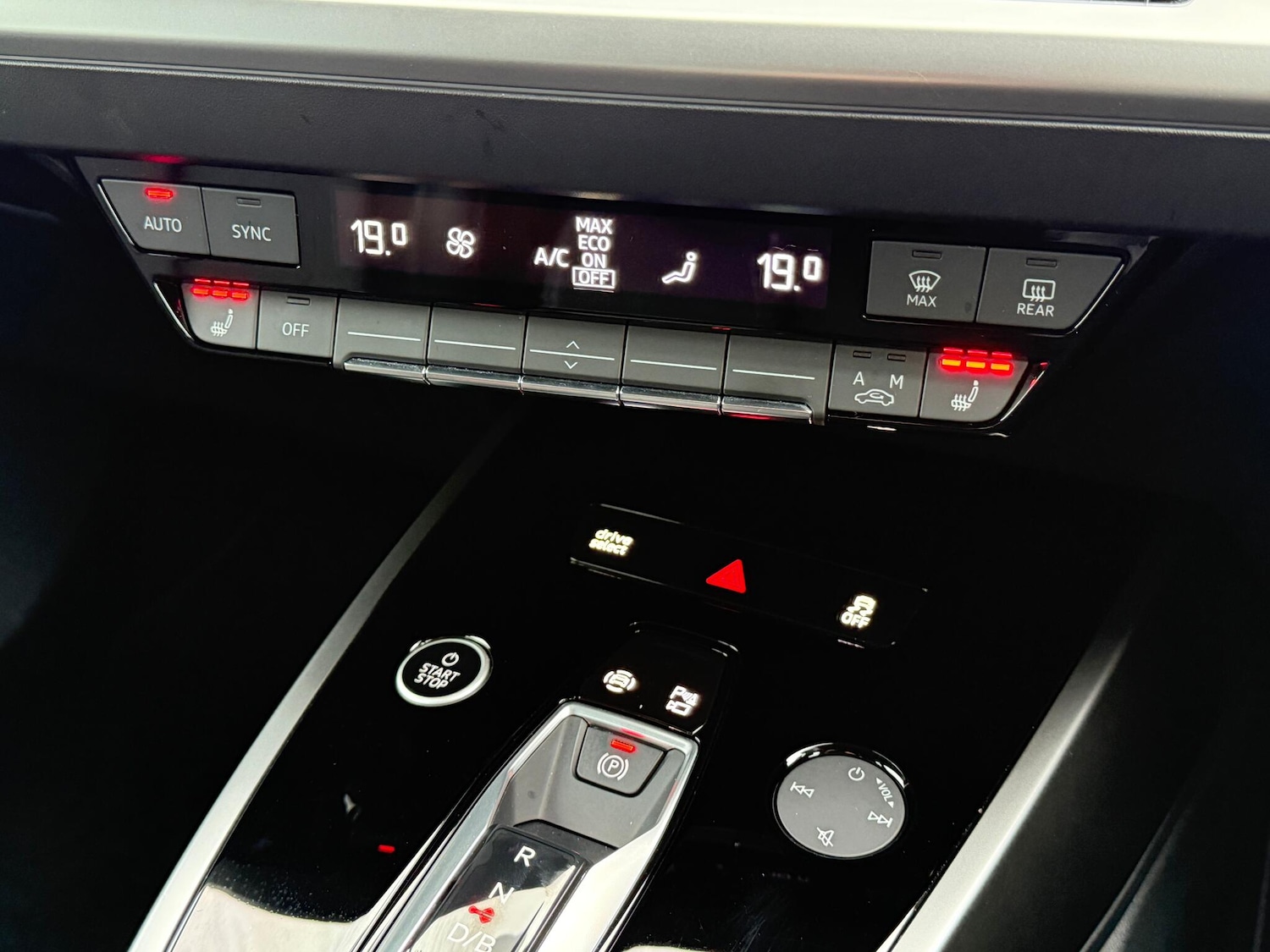 Used Audi Q4 e-tron 2024 for sale - 76270820: Photo 16