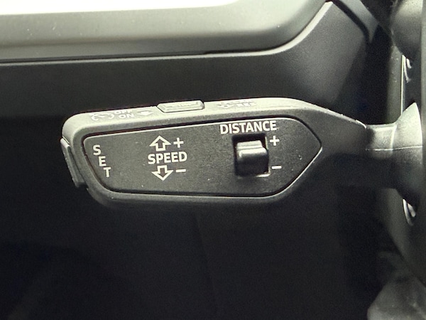 Used Audi Q4 e-tron 2024 for sale - 76270820: Photo 18