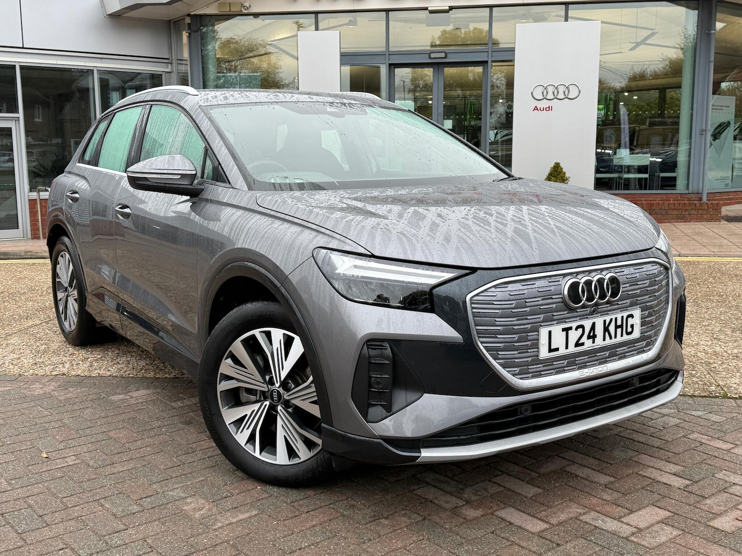 Used Audi Q4 e-tron 2024 for sale - 76270820: Photo 24