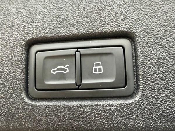 Used Audi Q4 e-tron 2024 for sale - 76270820: Photo 35