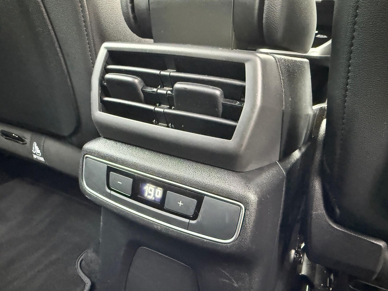 Used Audi Q4 e-tron 2024 for sale - 76270820: Photo 48