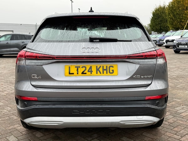 Used Audi Q4 e-tron 2024 for sale - 76270820: Photo 5