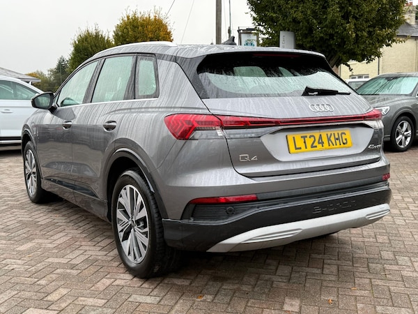 Used Audi Q4 e-tron 2024 for sale - 76270820: Photo 6
