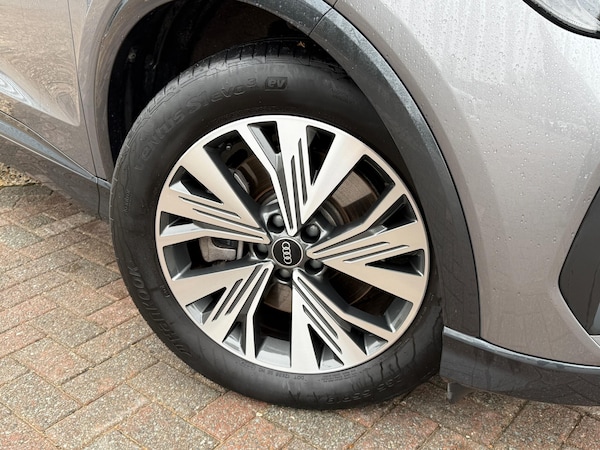 Used Audi Q4 e-tron 2024 for sale - 76270820: Photo 8
