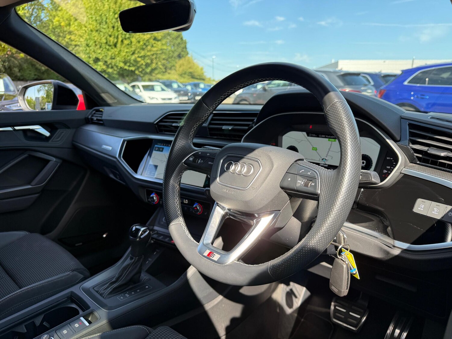 Used Audi Q3 2022 for sale - 76284300: Photo 28