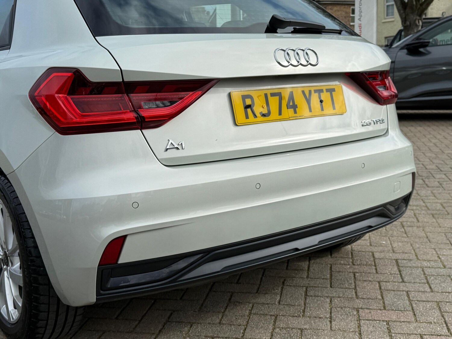 Used Audi A1 for sale - 77684235: Photo 41