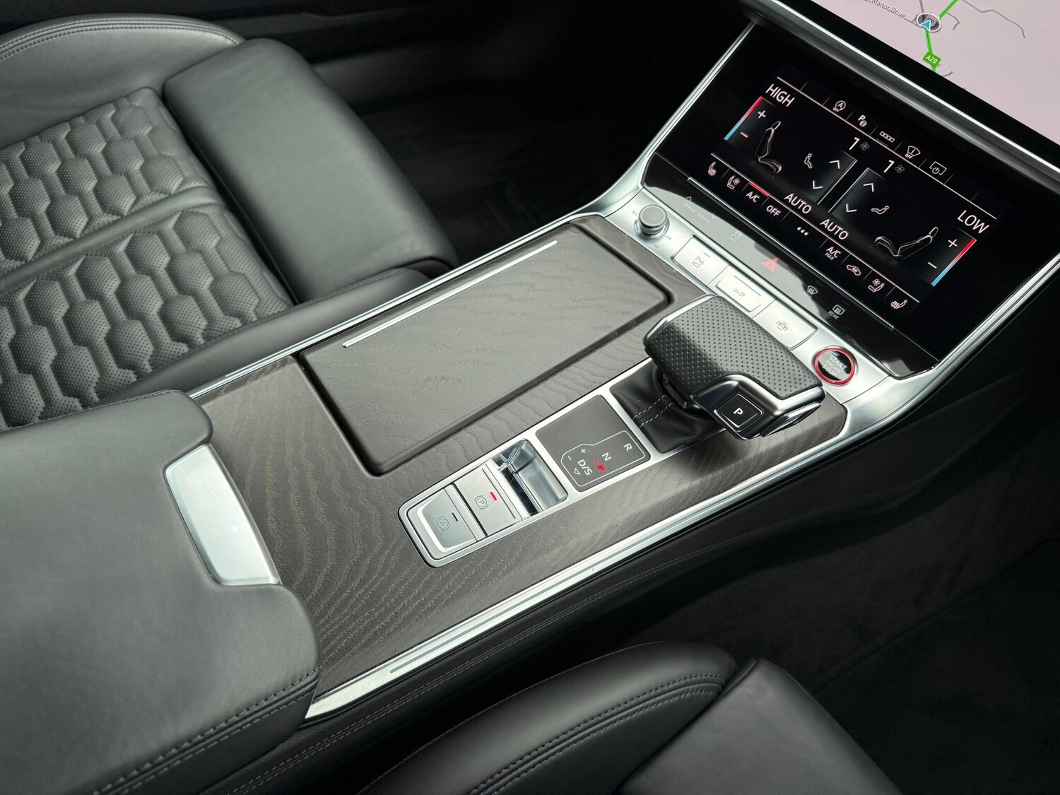 Used Audi RS6 Avant for sale - 77671330: Photo 48