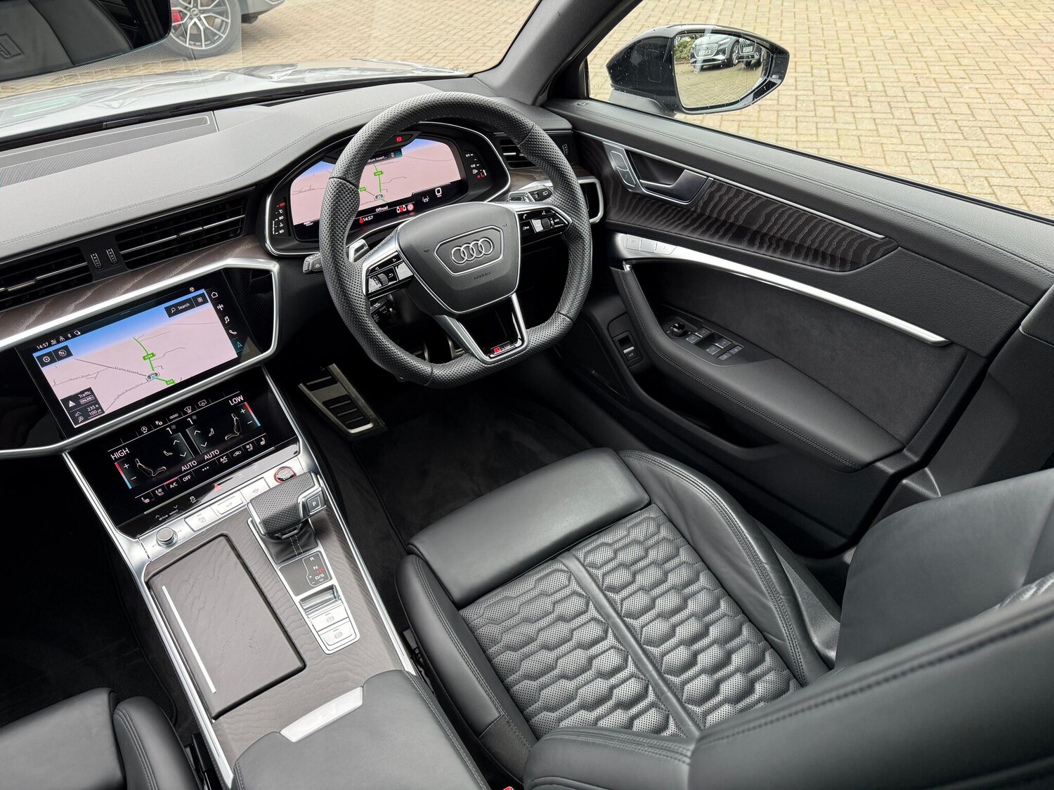 Used Audi RS6 Avant for sale - 77671330: Photo 50