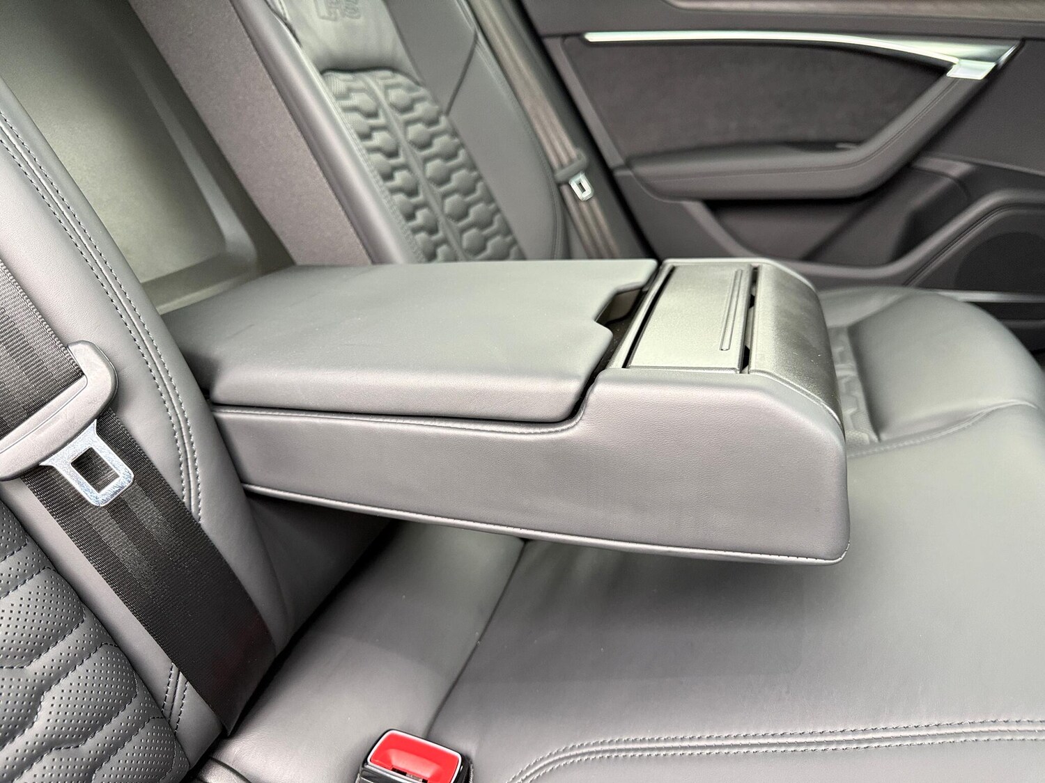 Used Audi RS6 Avant for sale - 77671330: Photo 55