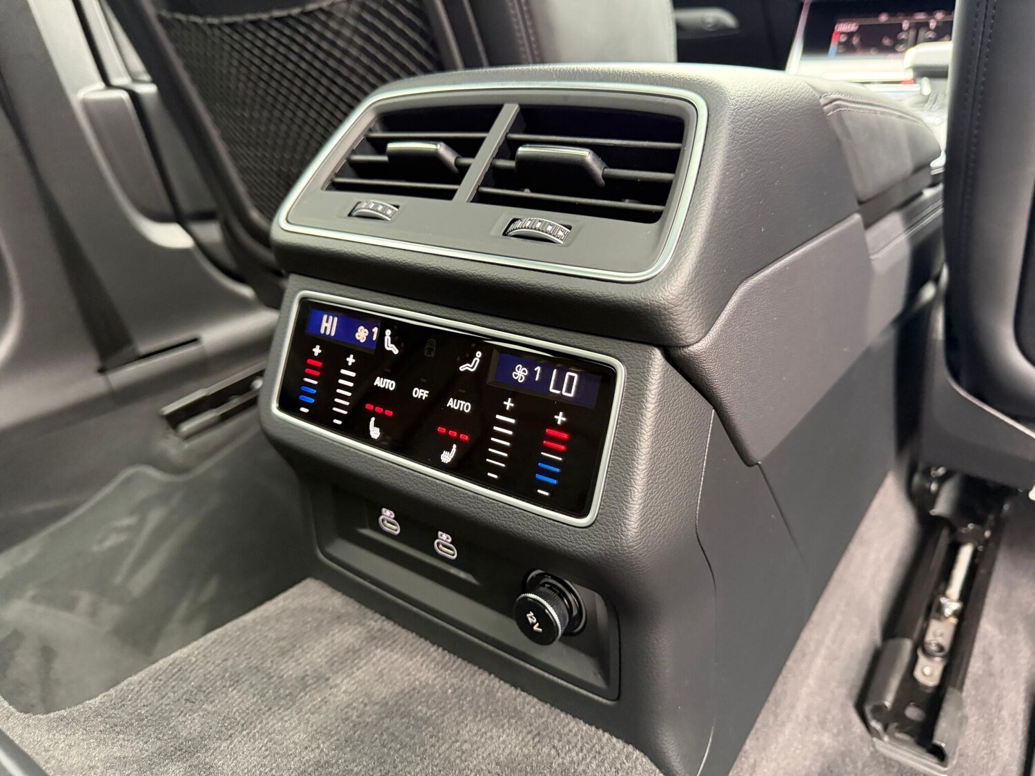 Used Audi RS6 Avant for sale - 77671330: Photo 58