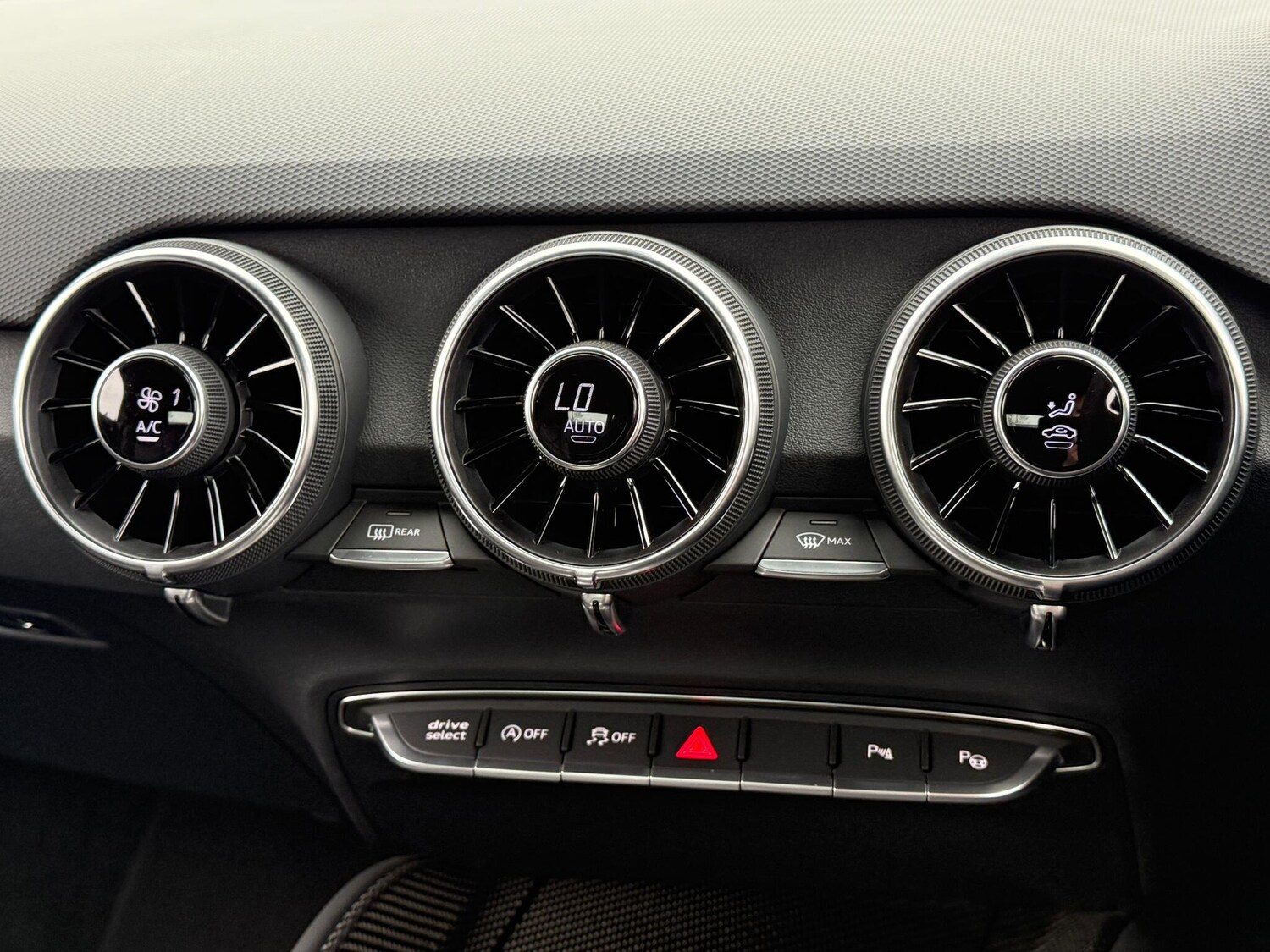 Used Audi TT 2024 for sale - 77612646: Photo 12