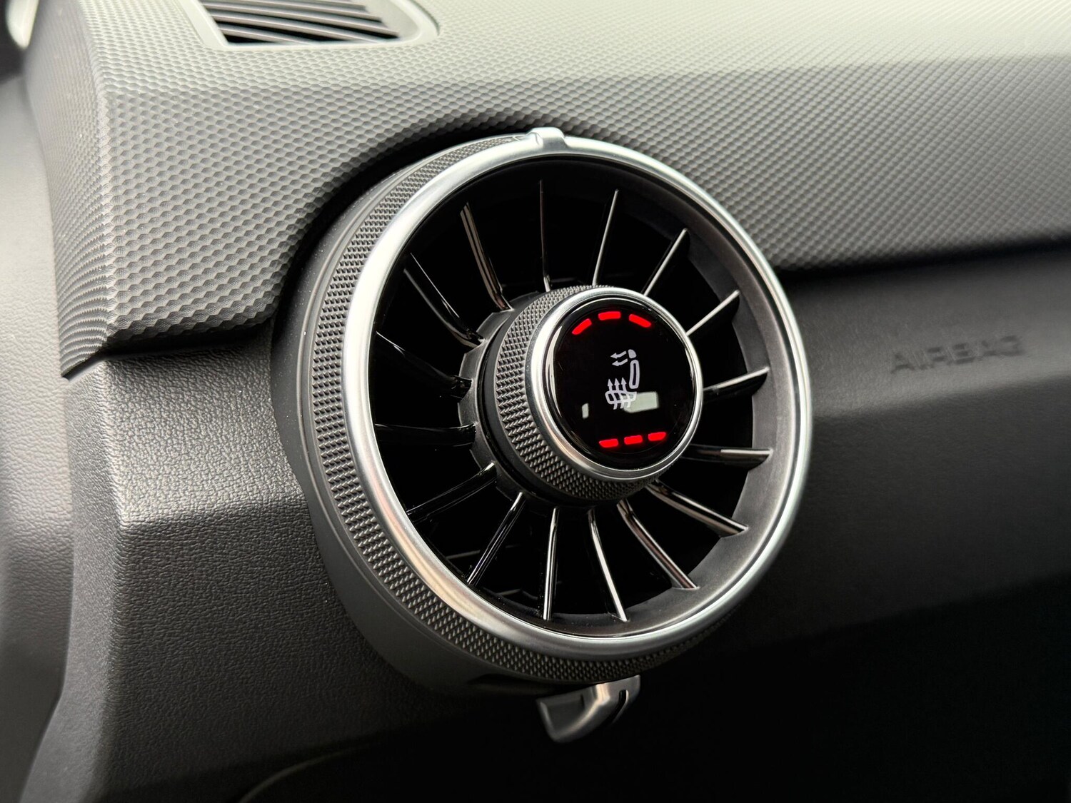 Used Audi TT 2024 for sale - 77612646: Photo 16