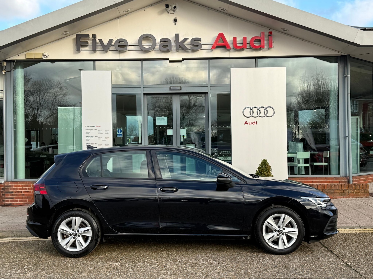 Used Volkswagen Golf for sale - 77267419: Photo 2