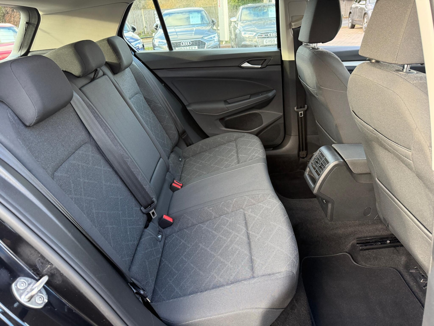 Used Volkswagen Golf for sale - 77267419: Photo 38