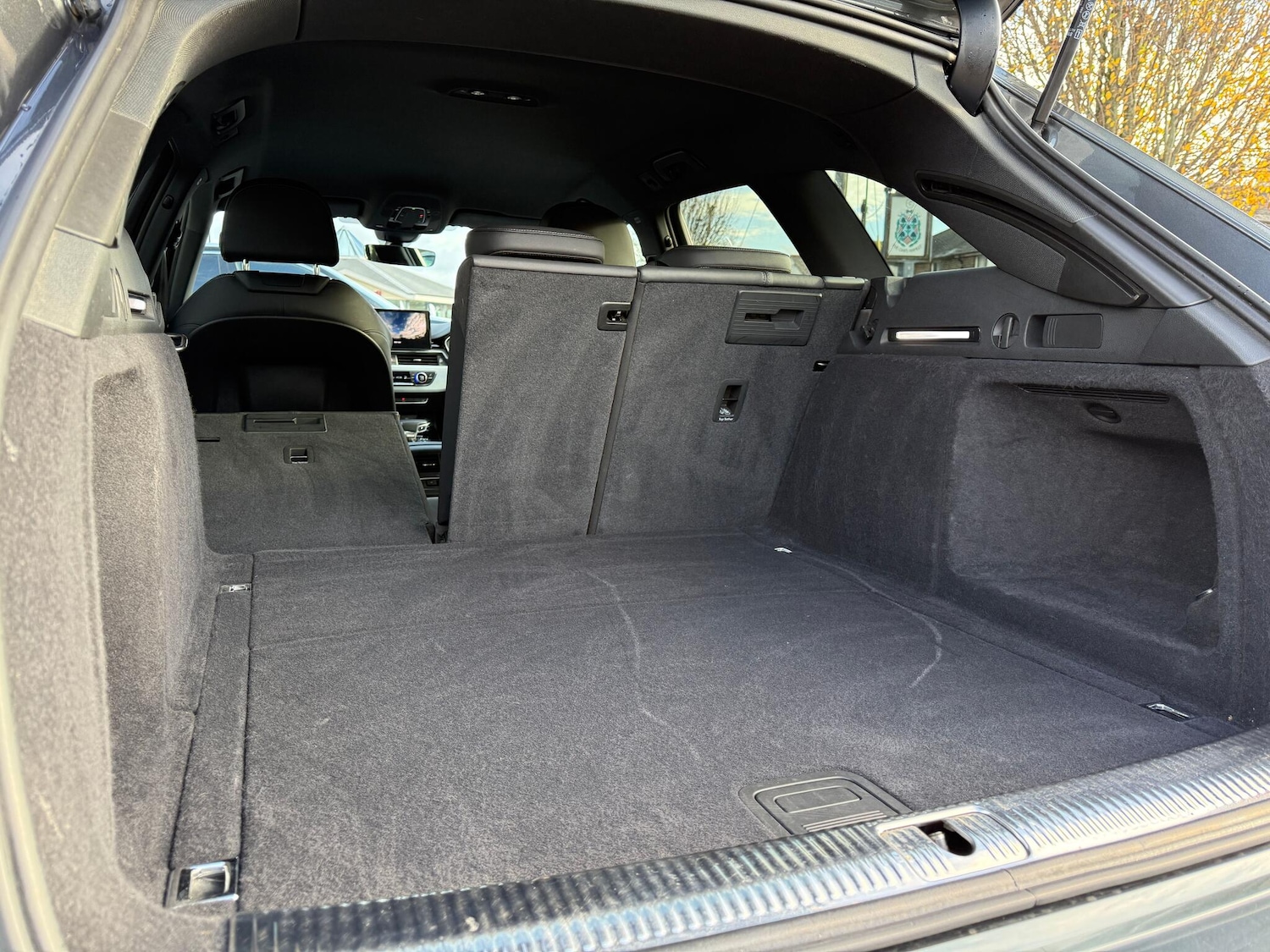 Used Audi A4 2021 for sale - 76597100: Photo 32