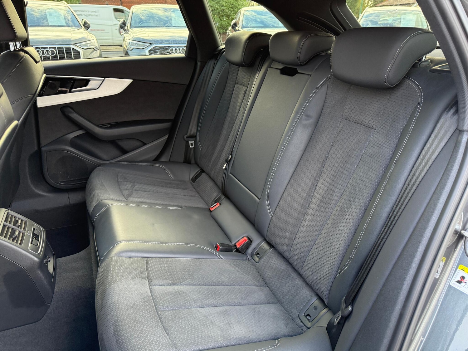 Used Audi A4 2021 for sale - 76597100: Photo 39