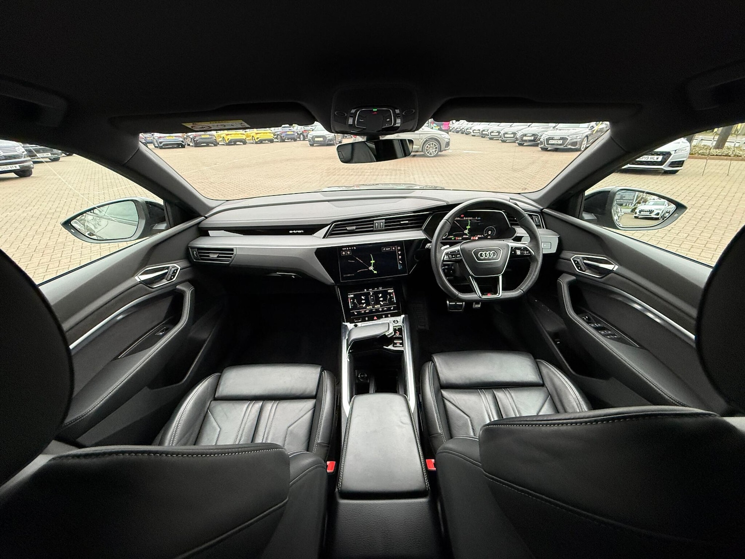 Used Audi Q8 e-tron for sale - 77279724: Photo 3